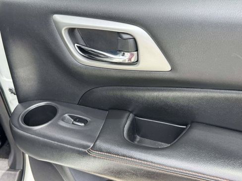 Used 2020 Nissan Pathfinder SV w/ Rock Creek Edition FWD image 53