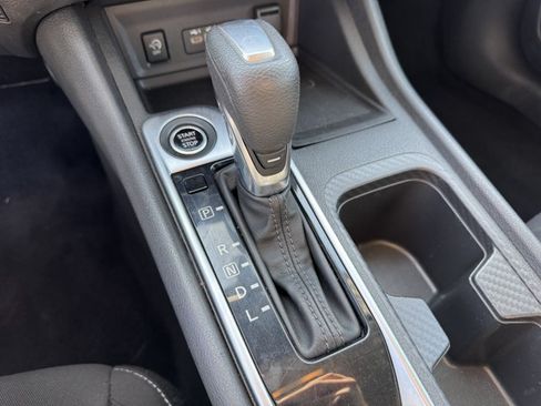 Used 2024 Nissan Sentra SV FWD image 10