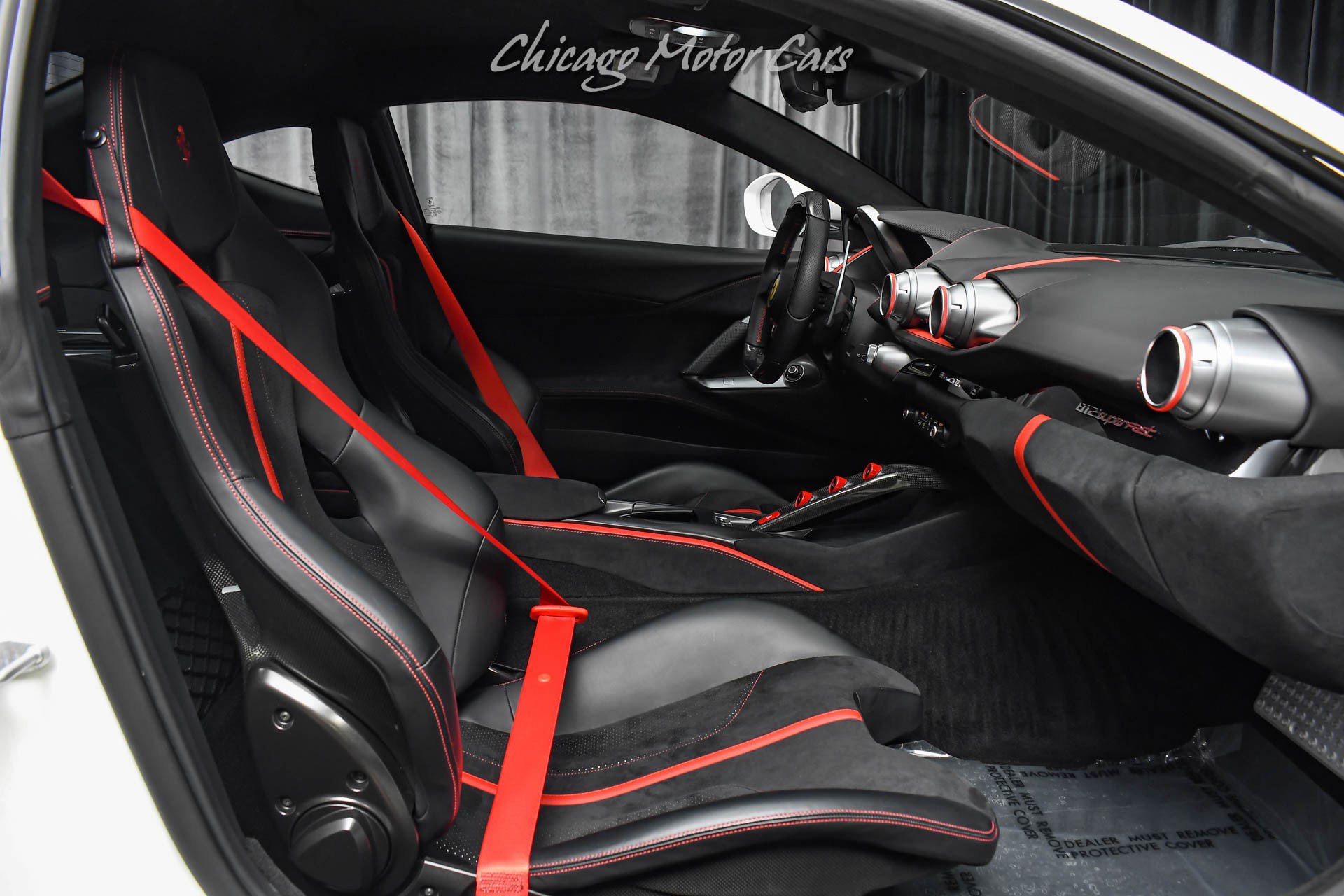 Used 2020 Ferrari 812 Superfast RWD image 25