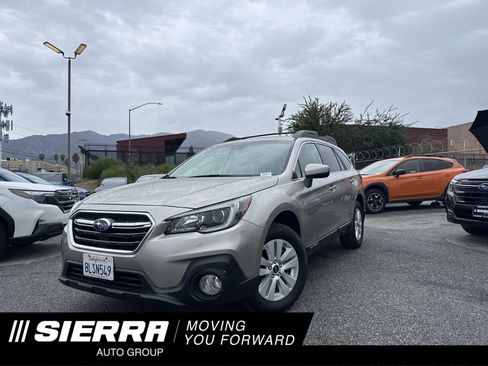Used 2019 Subaru Outback 2.5i Premium image 1