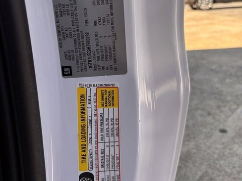 Used 2017 GMC Sierra 1500 2WD Regular Cab image 33