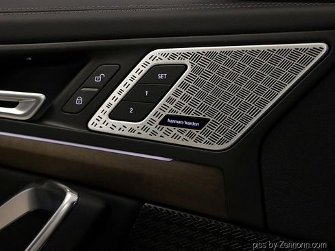 Used 2025 BMW X1 xDrive28i w/ Premium Package image 26