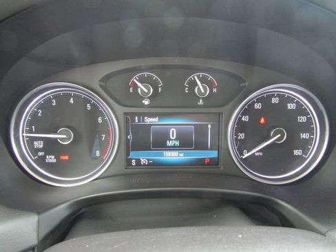 Used 2019 Buick Enclave Essence FWD image 26