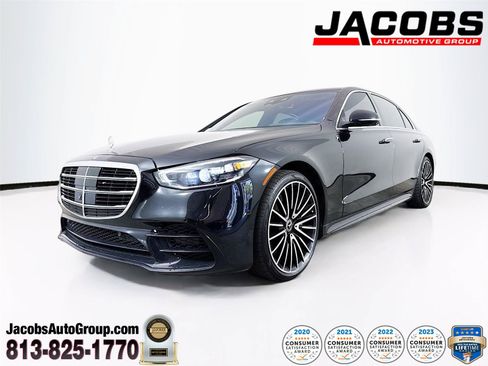 Used 2022 Mercedes-Benz S 500 4MATIC w/ AMG Line Package image 1