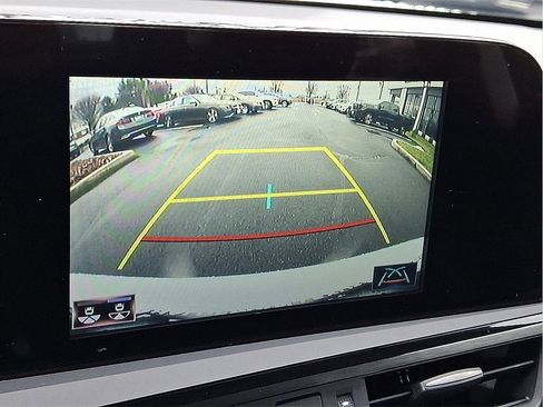 Certified 2022 Lexus ES 350 w/ Premium Package image 19