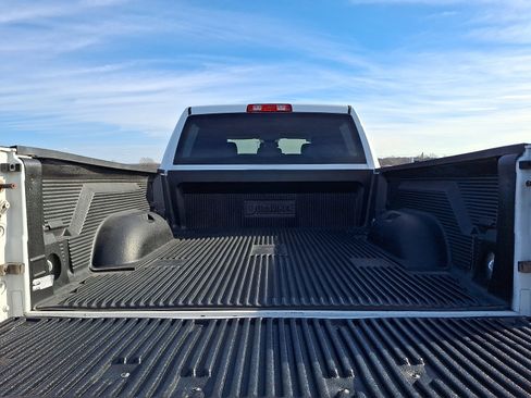 Used 2017 RAM 2500 Tradesman w/ Popular Equipment Group image 28