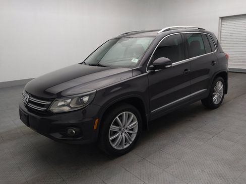 Used 2016 Volkswagen Tiguan SE AWD/4WD image 2