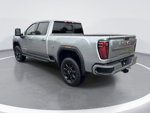 Used 2026 GMC Sierra 2500 AT4 w/ AT4 Premium Plus Package AWD/4WD image 6
