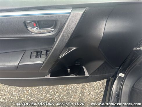 Used 2014 Toyota Corolla S image 17