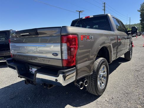 Used 2019 Ford F250 King Ranch w/ King Ranch Ultimate Package AWD/4WD image 7