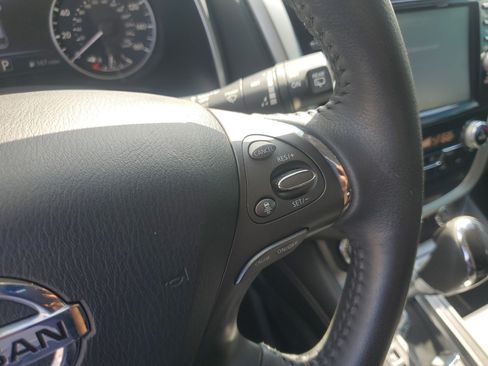 Used 2022 Nissan Murano SV AWD/4WD image 17