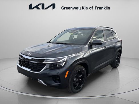 New 2026 Kia Seltos EX image 3