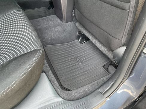 Used 2017 Subaru Outback 2.5i Premium image 39