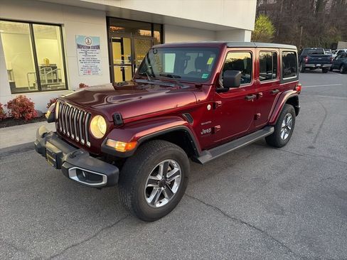 Used 2021 Jeep Wrangler Unlimited Sahara w/ Cold Weather Group image 3