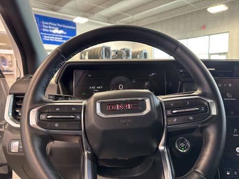 Used 2026 GMC Terrain Elevation AWD/4WD image 17
