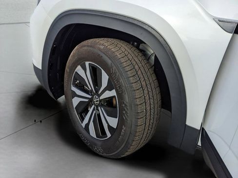 New 2026 Volkswagen Atlas Cross Sport SE FWD image 27