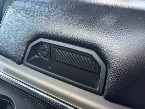 Used 2019 Ford F250 Lariat w/ Tow Technology Bundle image 37