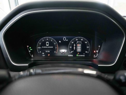 Used 2023 Honda Pilot Elite image 16