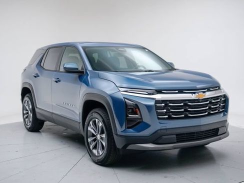 Used 2026 Chevrolet Equinox LT AWD/4WD image 10