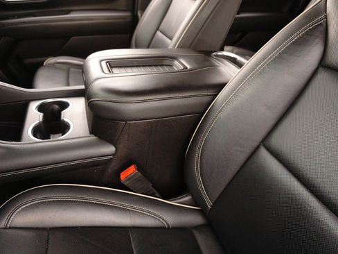 Used 2021 GMC Yukon XL SLT w/ SLT Luxury Package AWD/4WD image 35