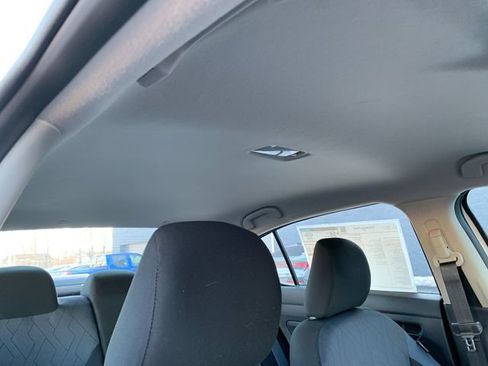 Used 2025 Nissan Versa SV w/ Trunk Package FWD image 16