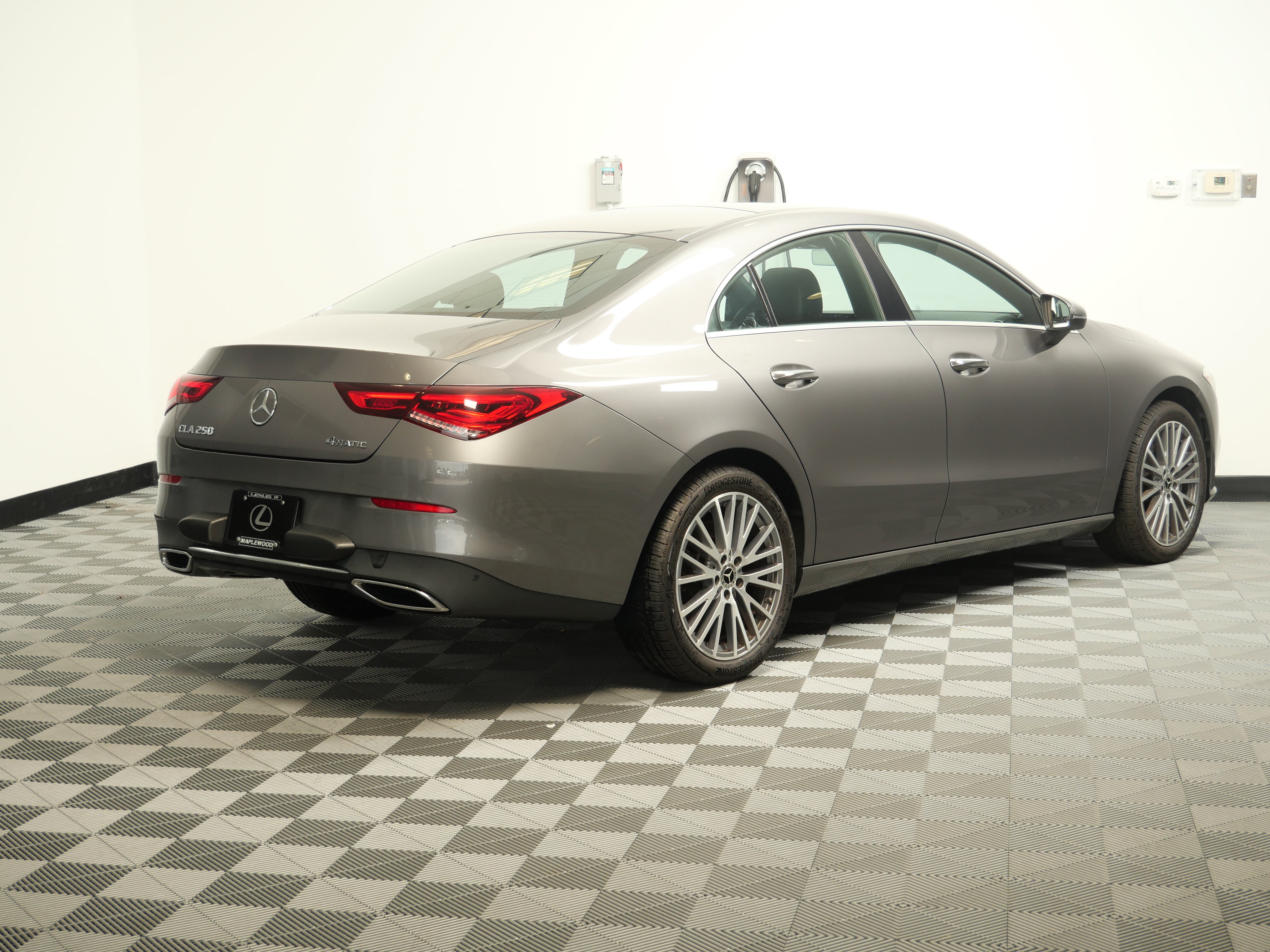 Used 2023 Mercedes-Benz CLA 250 4MATIC image 7