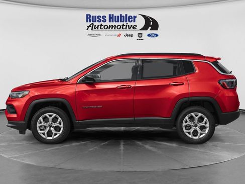 Used 2025 Jeep Compass Limited w/ Elite Group AWD/4WD image 6