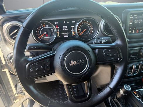 Used 2020 Jeep Wrangler Sport image 11