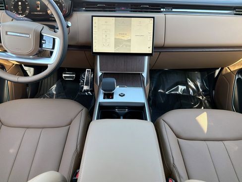 New 2026 Land Rover Range Rover SE image 19