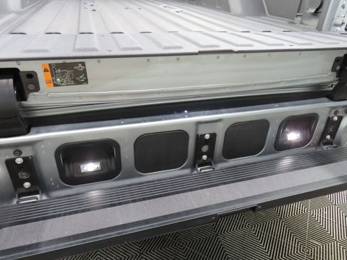 Used 2025 GMC Sierra 2500 AT4 image 48