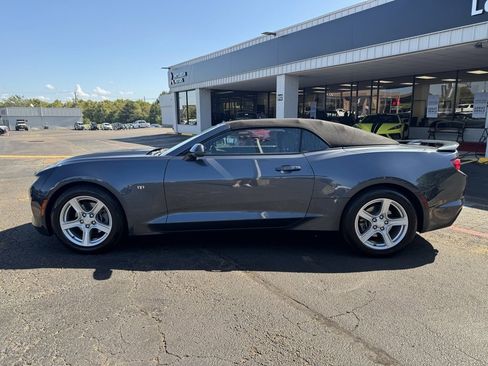 Used 2023 Chevrolet Camaro LT image 10