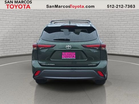 Used 2025 Toyota Highlander Limited image 6