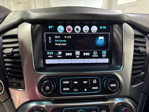 Used 2016 Chevrolet Suburban LT AWD/4WD image 16