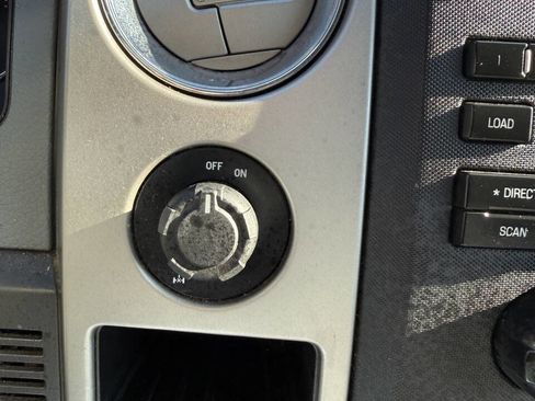 Used 2012 Ford F150 XLT w/ XLT Chrome Pkg image 20