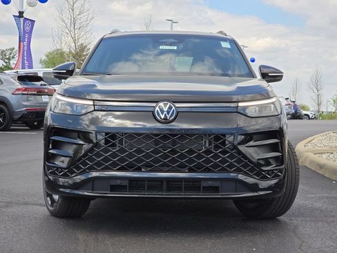 New 2026 Volkswagen Tiguan SE R-Line AWD/4WD image 9