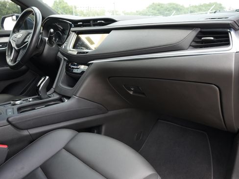 Used 2023 Cadillac XT5 Luxury FWD image 26