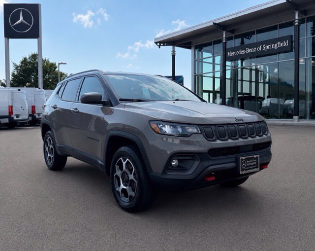 Used 2022 Jeep Compass Trailhawk AWD/4WD image 1