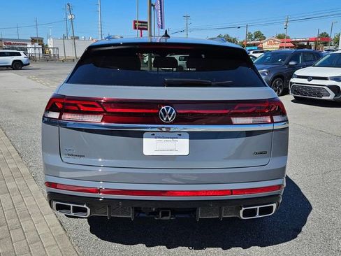 New 2026 Volkswagen Atlas Cross Sport SEL Premium R-Line image 10