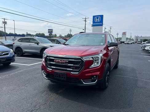 Used 2023 GMC Terrain AT4 AWD/4WD image 1