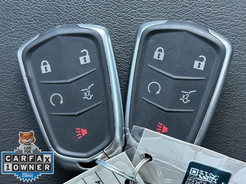 Used 2023 Cadillac XT6 Sport w/ LPO, ONYX Package image 31