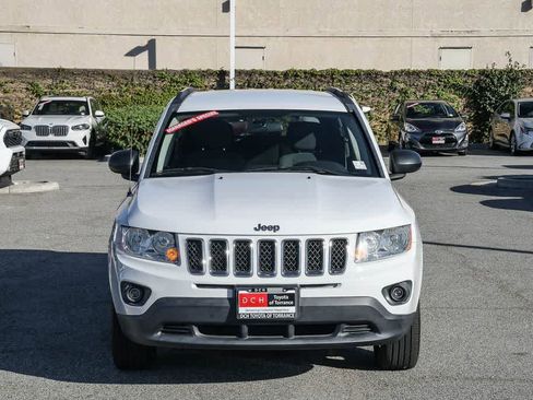 Used 2011 Jeep Compass 2WD image 2