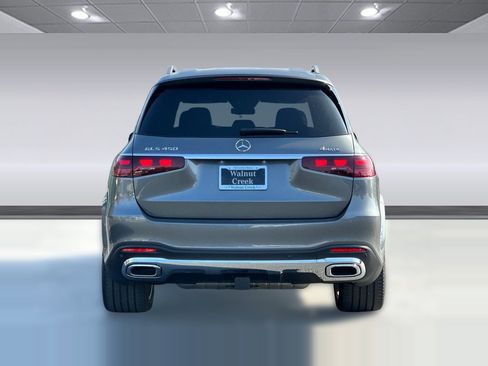 New 2025 Mercedes-Benz GLS 450 4MATIC image 9