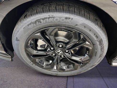 New 2025 Honda Accord SE image 10