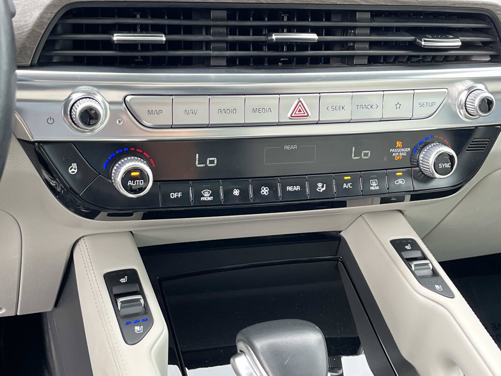 Used 2022 Kia Telluride SX w/ SX Prestige Package AWD/4WD image 32