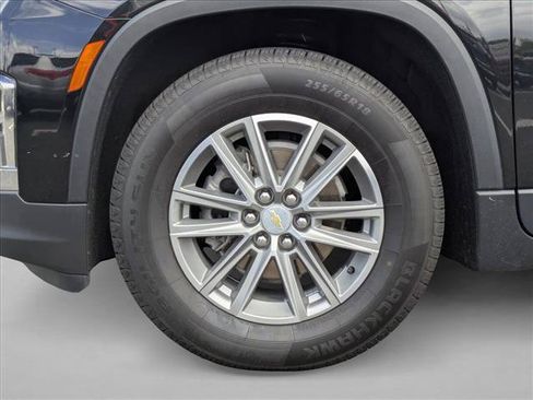 Used 2023 Chevrolet Traverse LT AWD/4WD image 23