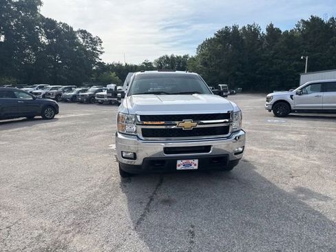 Used 2011 Chevrolet Silverado 3500 LTZ w/ LTZ Plus Package AWD/4WD image 9
