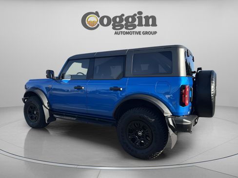 Used 2024 Ford Bronco Badlands image 6