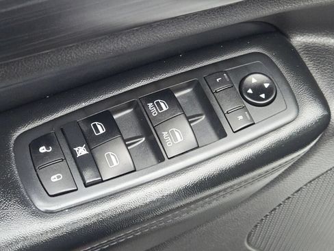 Certified 2021 Jeep Grand Cherokee Laredo X AWD/4WD image 24