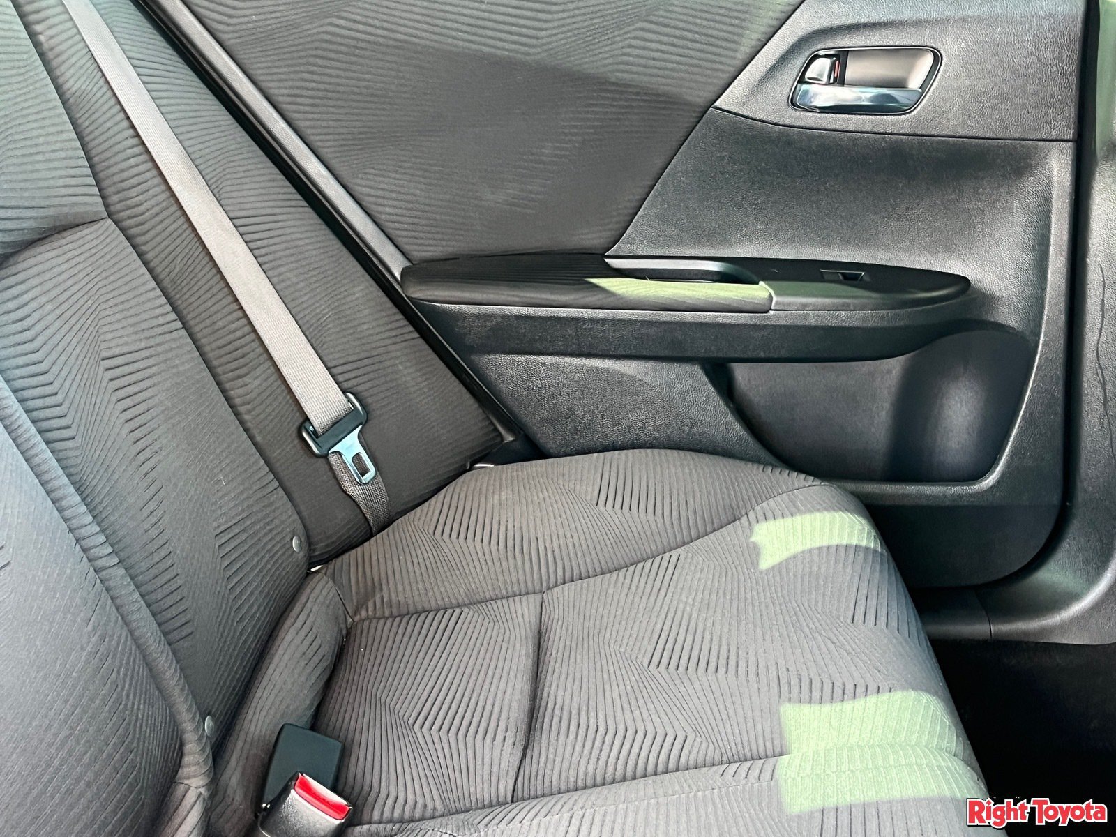 Used 2017 Honda Accord LX image 14