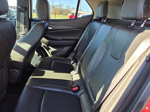 Used 2024 Buick Encore GX Sport Touring image 30